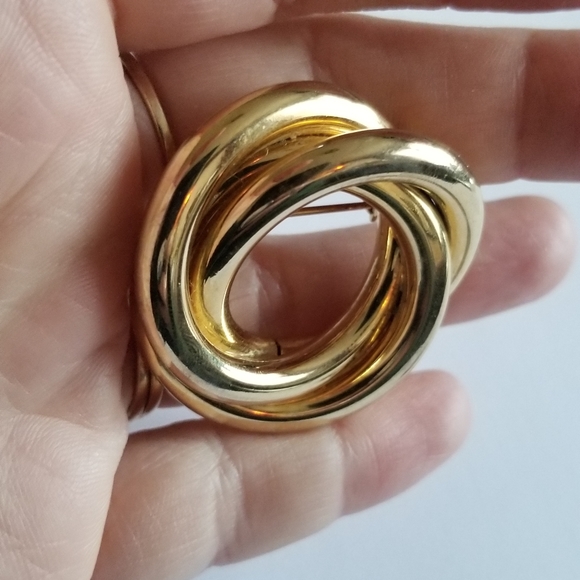 Vintage brooch open circles broach gold tone linked pin interlocking - Picture 4 of 8